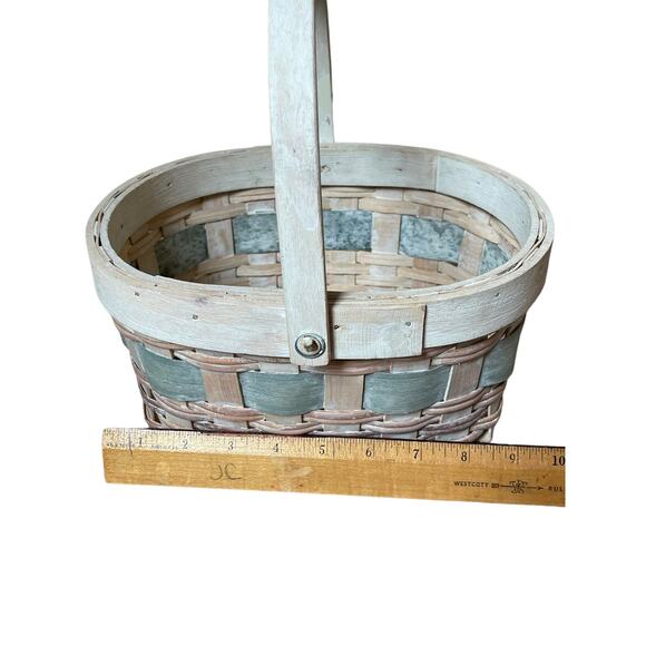 Wicker Basket Oval Multi Color Whitewashed with Handle - Picture 6 of 8